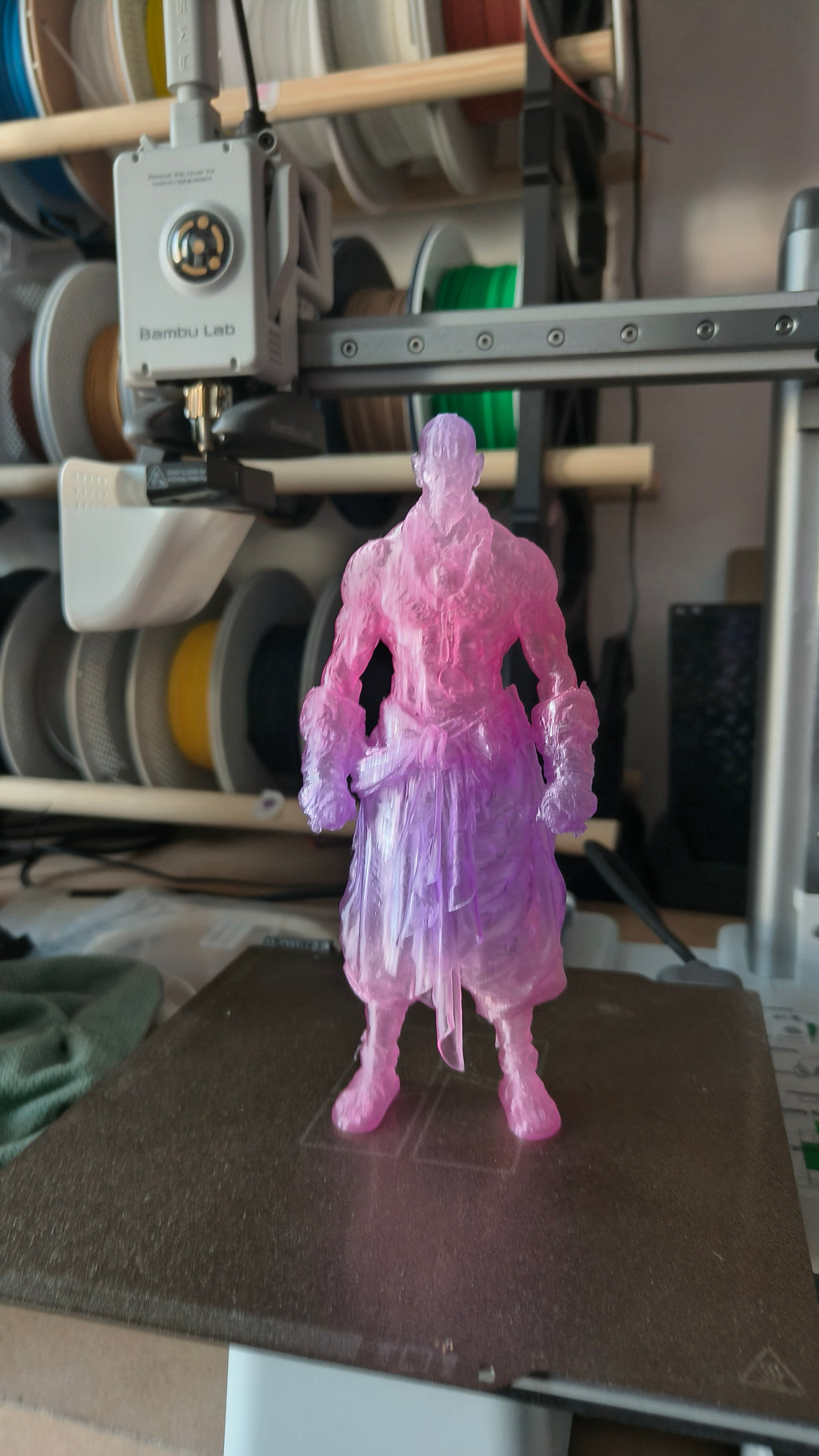 Figurine single color cerere